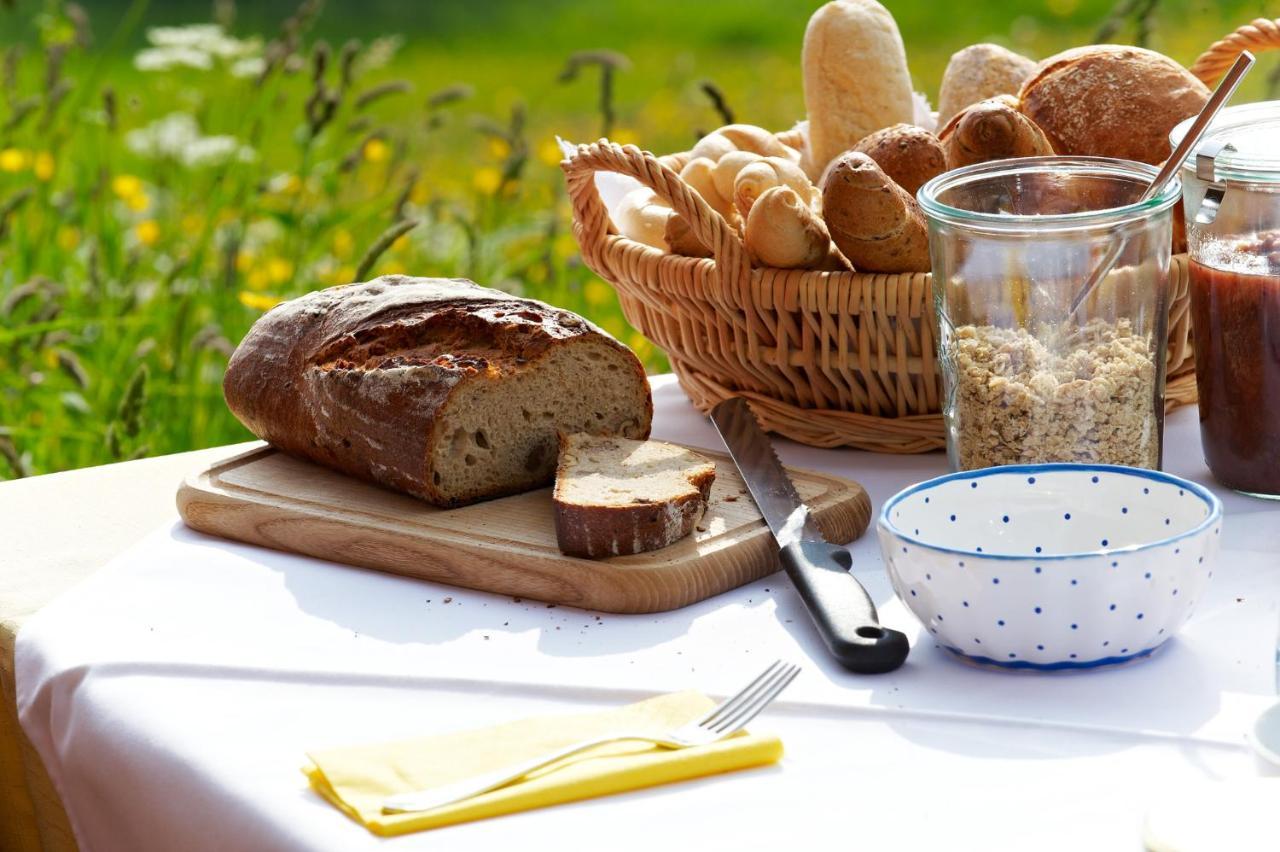 Hotel Restaurant Formarin Oberlech Ngoại thất bức ảnh
