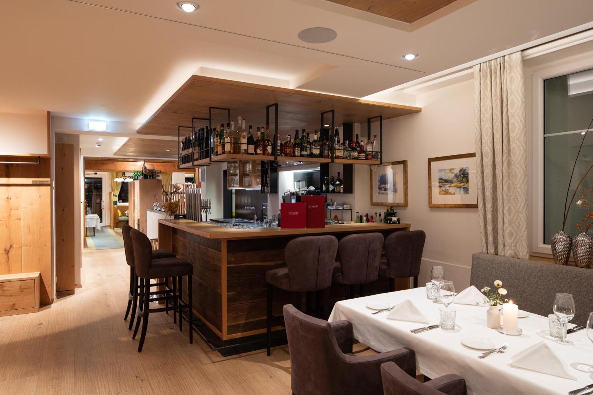 Hotel Restaurant Formarin Oberlech Ngoại thất bức ảnh