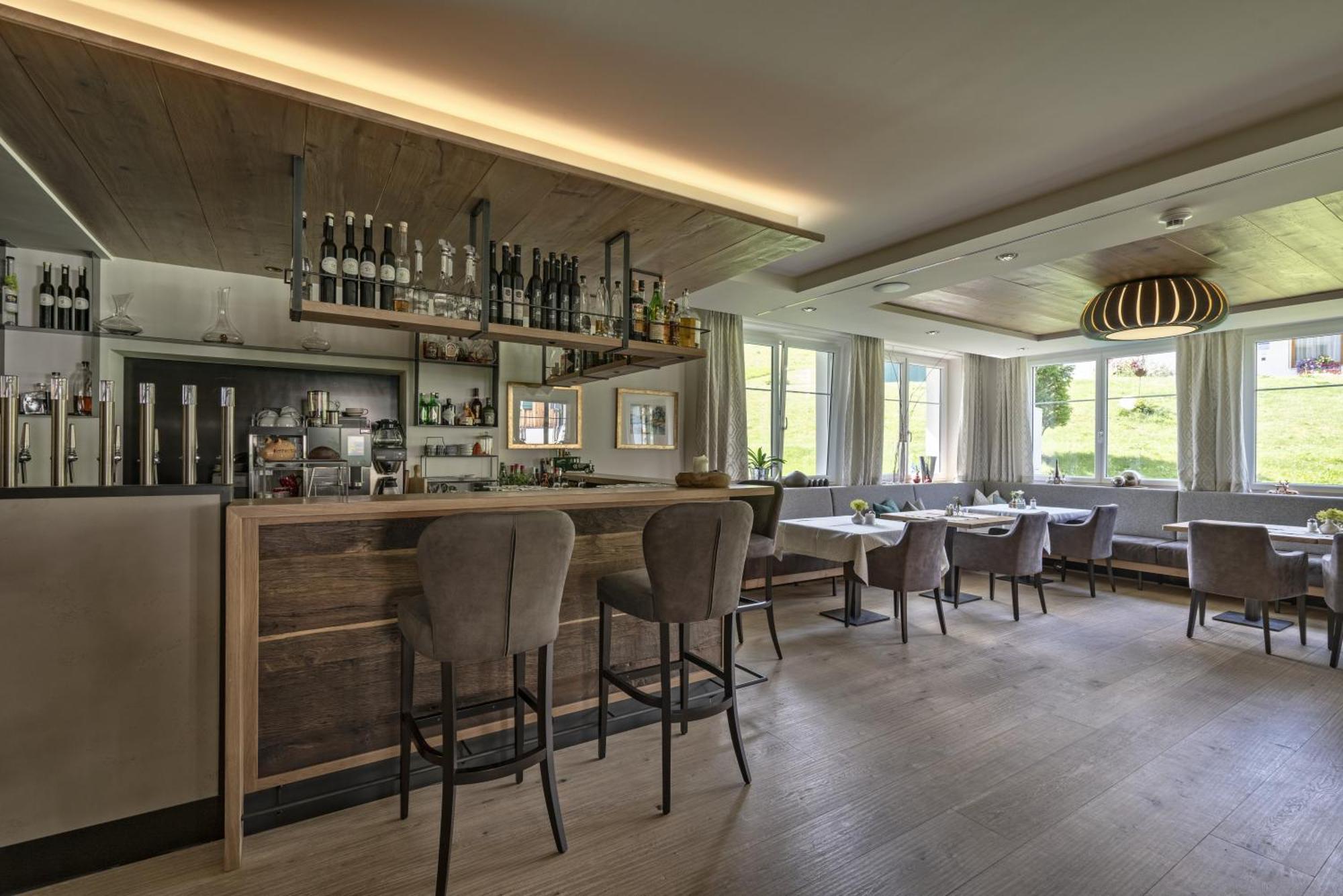 Hotel Restaurant Formarin Oberlech Ngoại thất bức ảnh